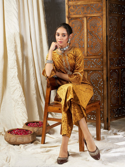 Mustard Velvet Pocket Embroidery Straight Kurta