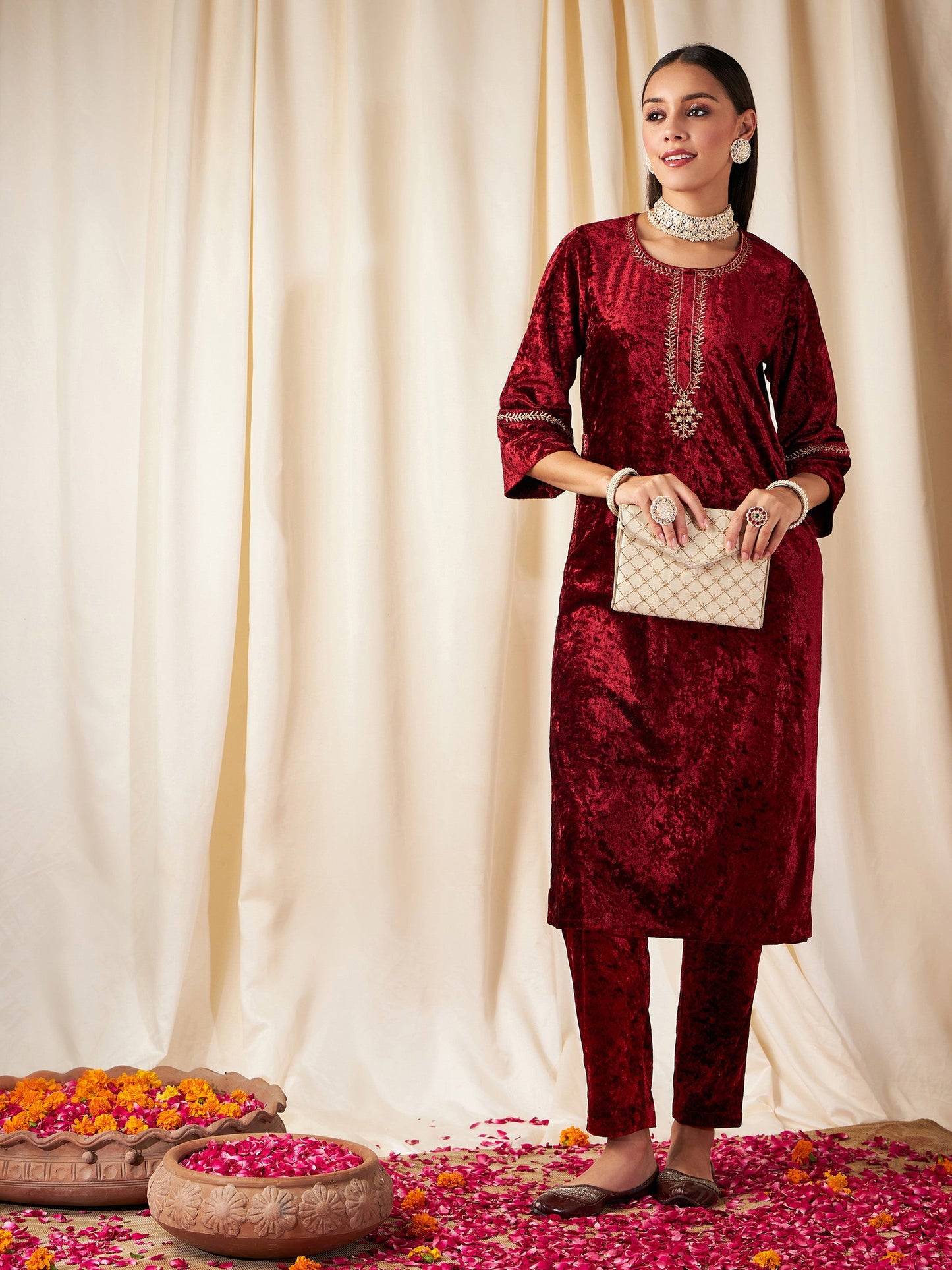 Maroon Velvet Pocket Embroidery Straight Kurta-Shae by SASSAFRAS