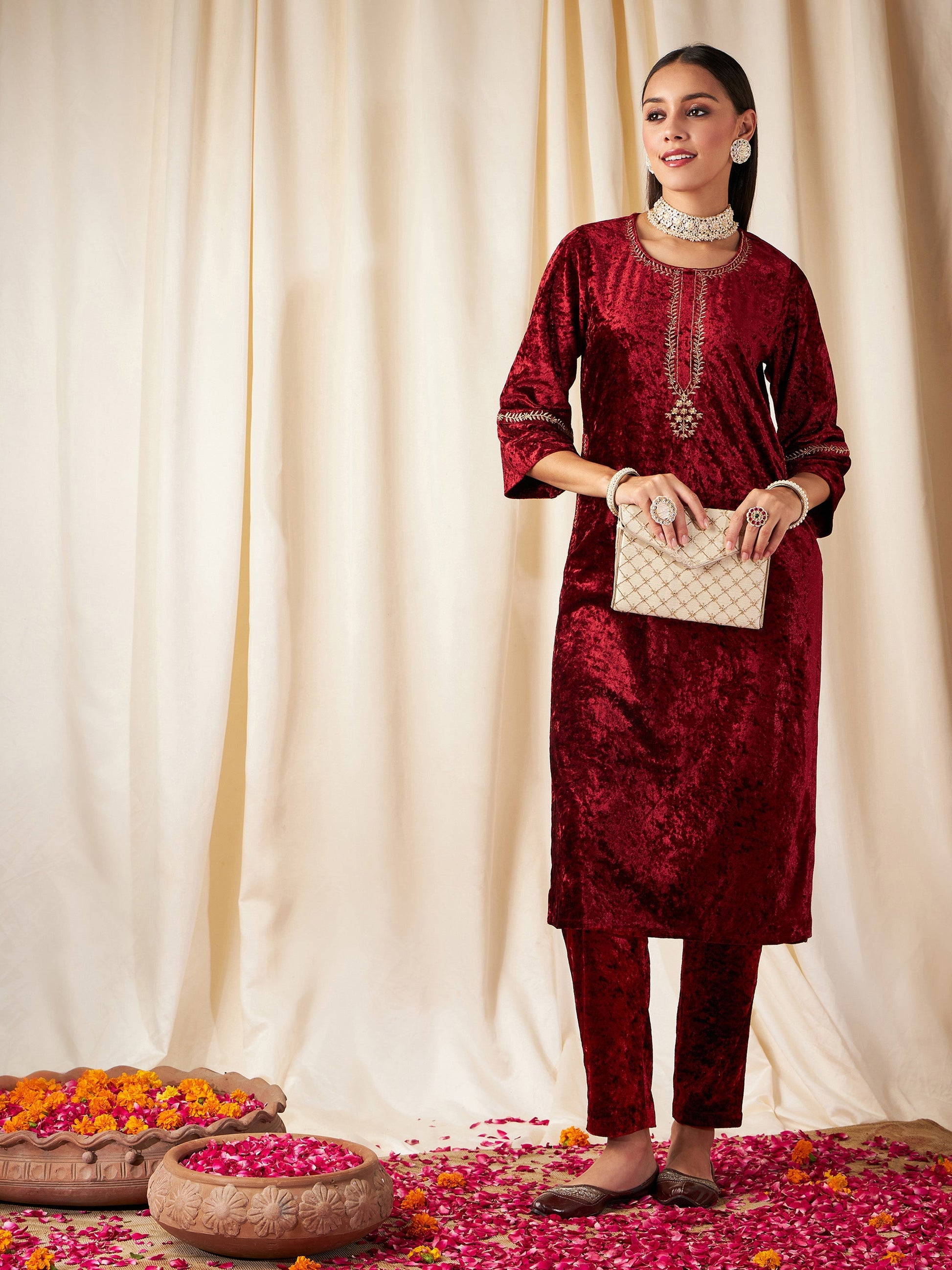 Maroon Velvet Pocket Embroidery Straight Kurta-Shae by SASSAFRAS
