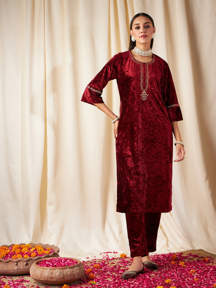Maroon Velvet Pocket Embroidery Straight Kurta-Shae by SASSAFRAS