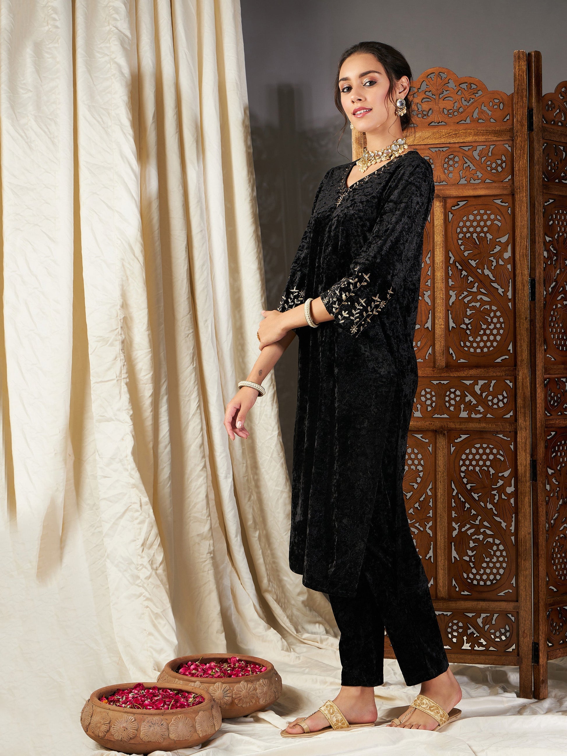 Black Velvet Sleeve Embroidered Straight Kurta-Shae by SASSAFRAS