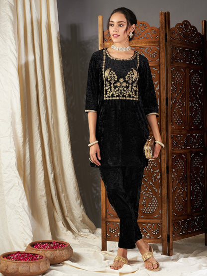 Black Velvet Embroidered Yoke Short Kurta-Shae by SASSAFRAS