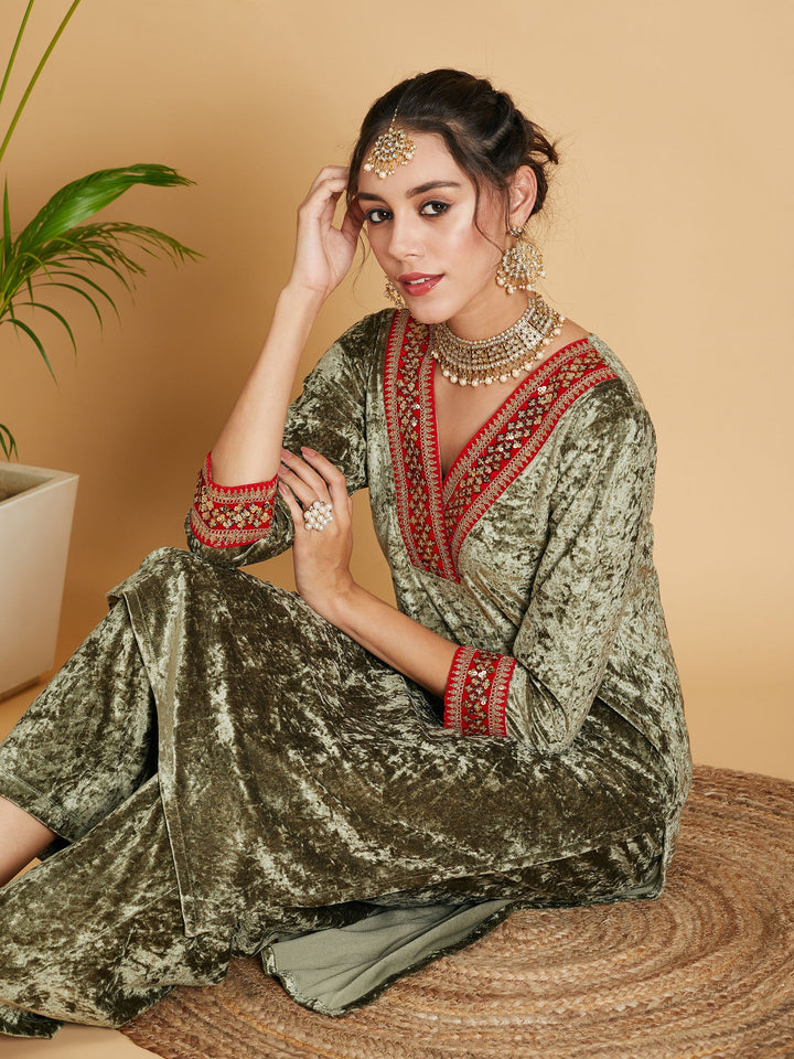 Olive Velvet Straight Kurta-Shae by SASSAFRAS