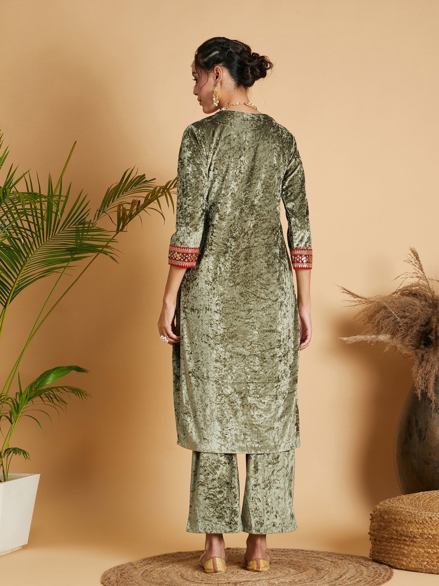 Olive Velvet Straight Kurta-Shae by SASSAFRAS