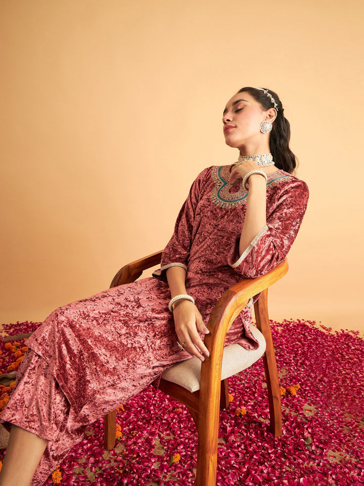Pink Velvet Front Zari Embroidered Straight Kurta-Shae by SASSAFRAS