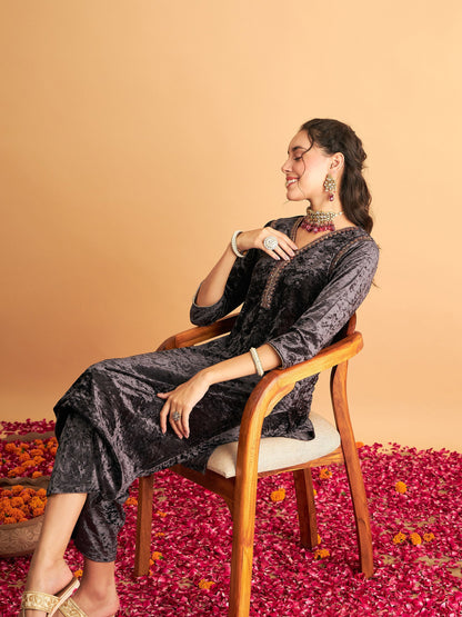 Grey Velvet Embroidered Straight Kurta