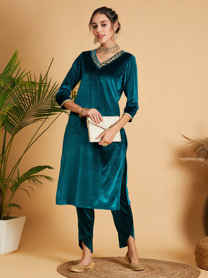 Green Velvet Zari Embroidered Pocket Straight Kurta