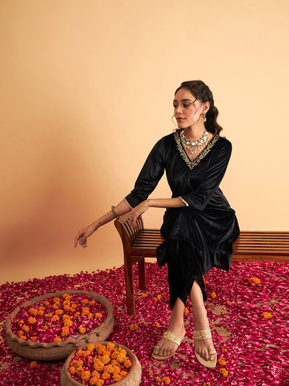 Black Velvet Zari Embroidered Pocket Straight Kurta-Shae by SASSAFRAS