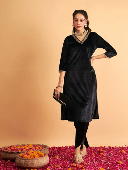 Black Velvet Zari Embroidered Pocket Straight Kurta-Shae by SASSAFRAS