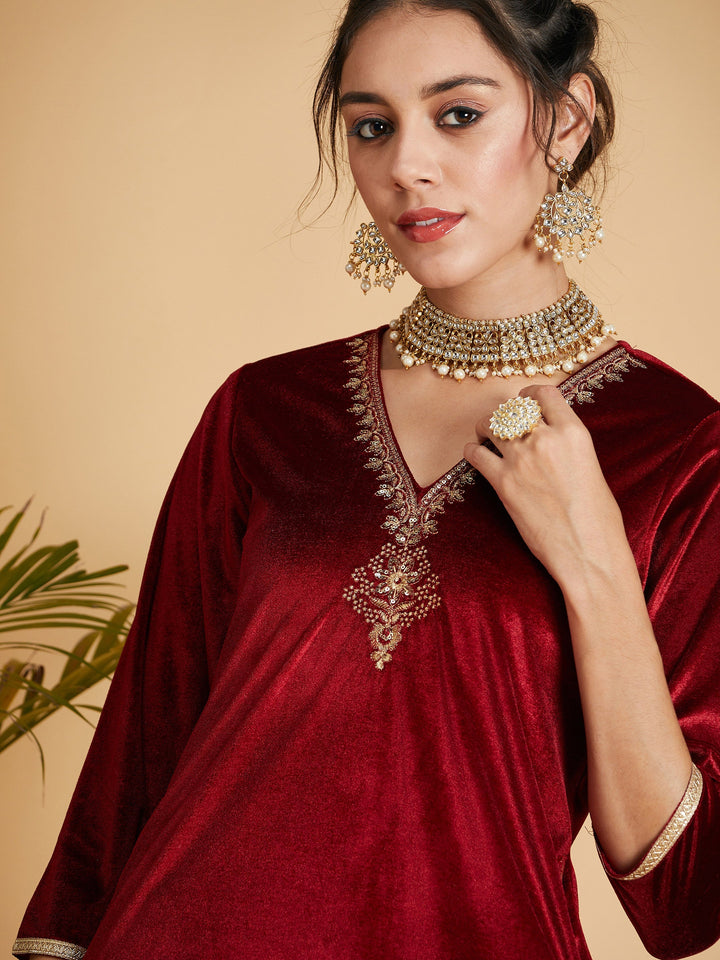 Maroon Velvet Embroidered Pocket Straight Kurta-Shae by SASSAFRAS