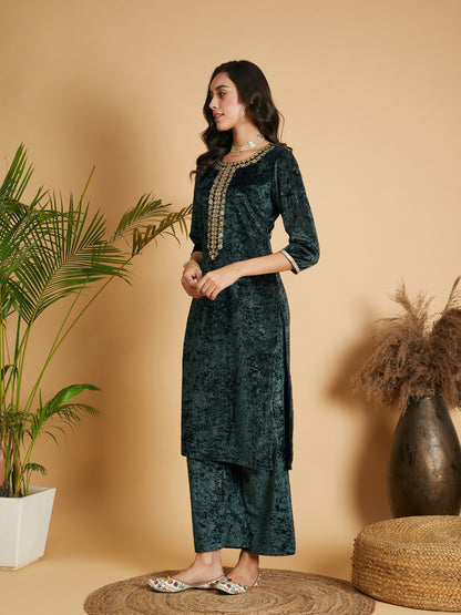 Emerald Embroidered Straight Kurta