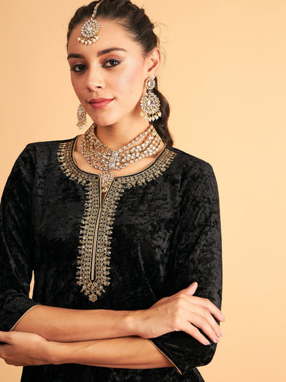 Black Velvet Sequence Embroidered Short Kurta