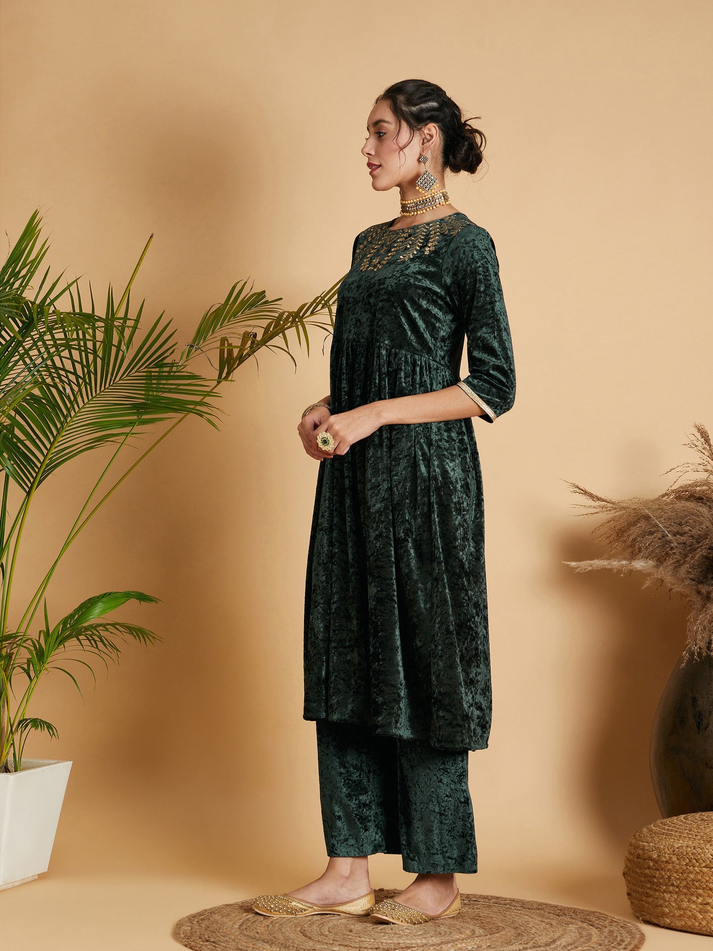 Emerald Neck Embroidered Velvet Gathered Kurta