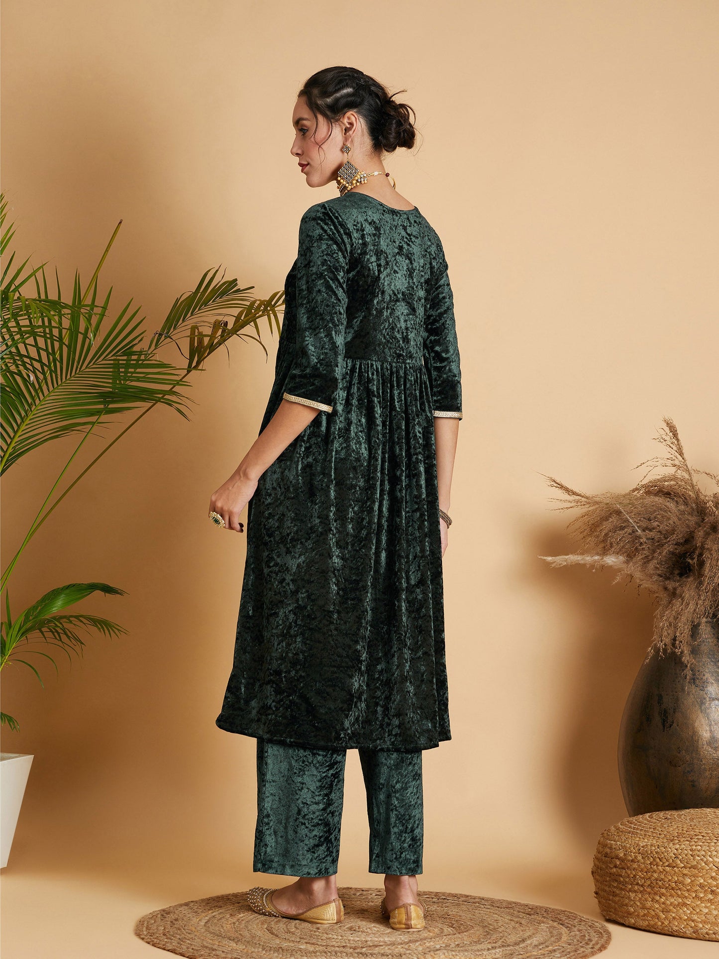 Emerald Neck Embroidered Velvet Gathered Kurta