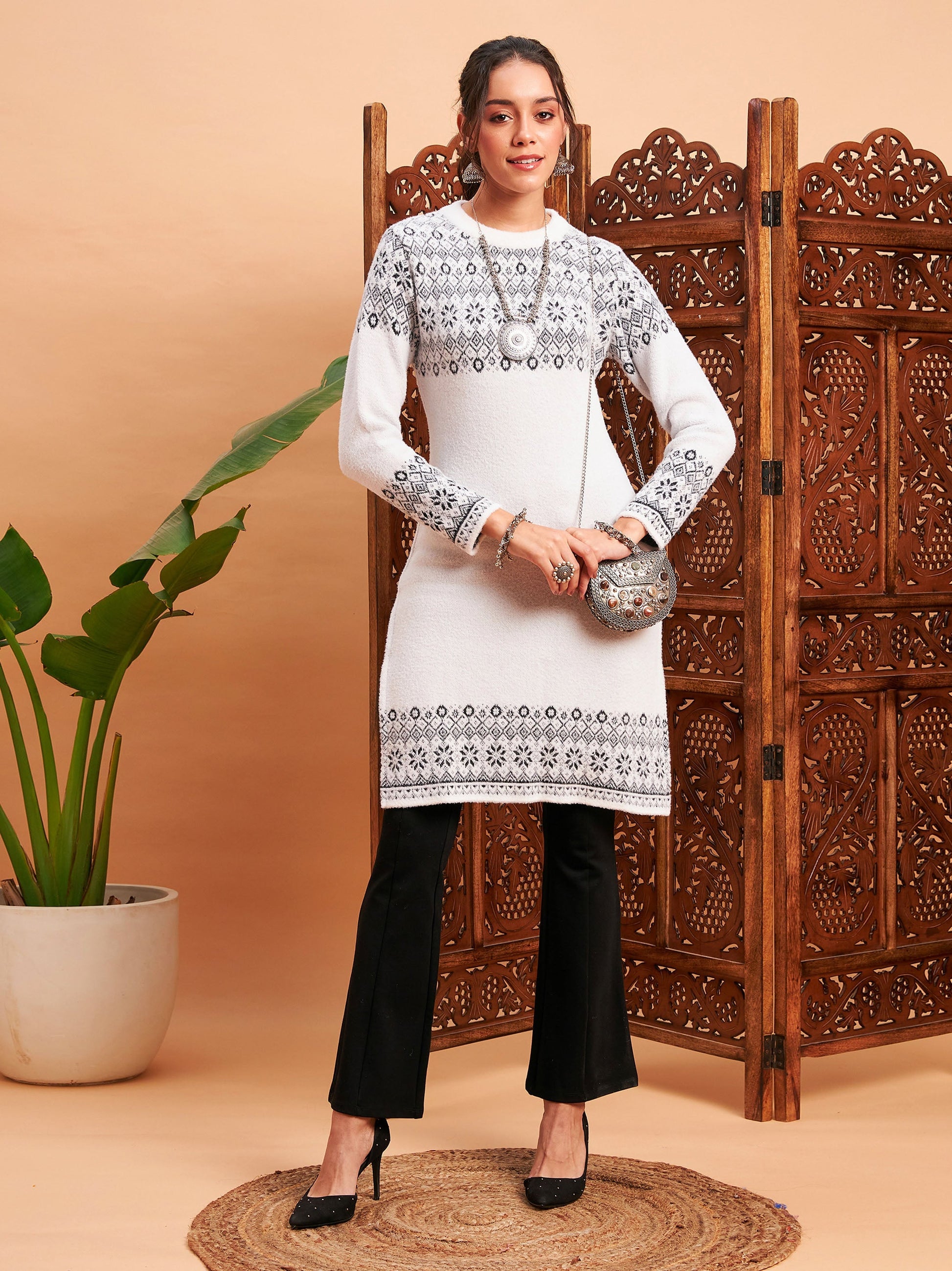 Black & White Hair Wool Straight Kurta-Shae by SASSAFRAS