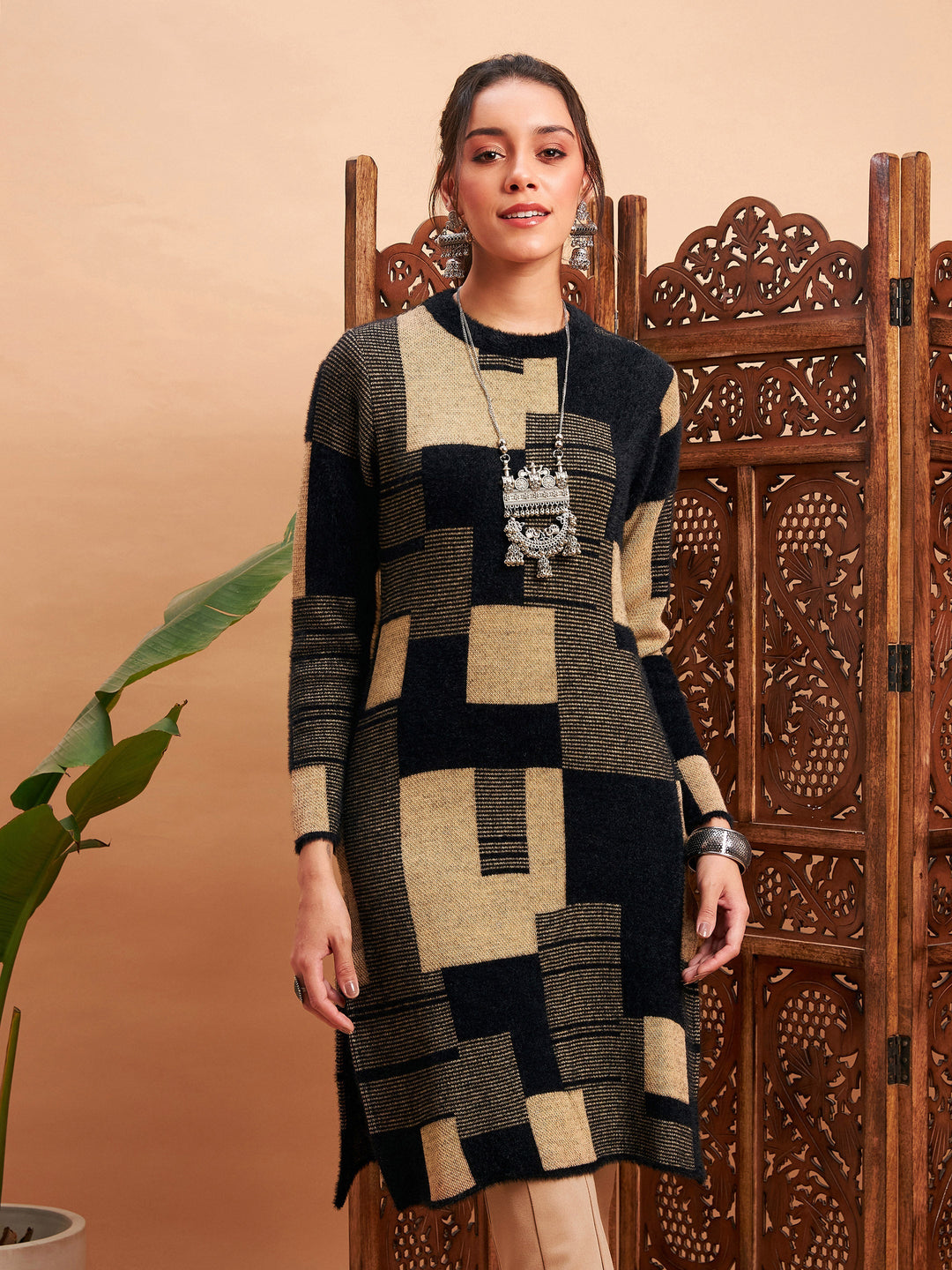 Black &amp; Beige Hair Wool Straight Kurta-Shae by SASSAFRAS