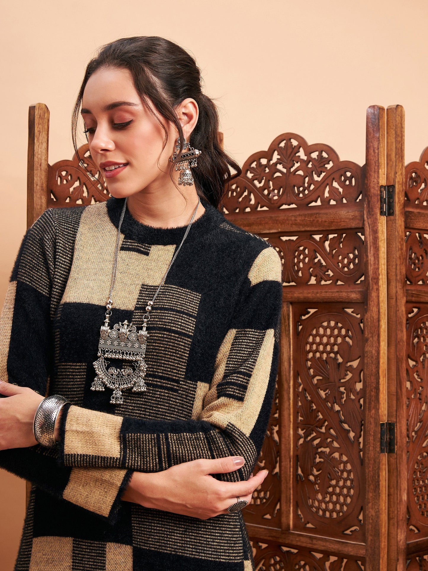 Black & Beige Hair Wool Straight Kurta-Shae by SASSAFRAS