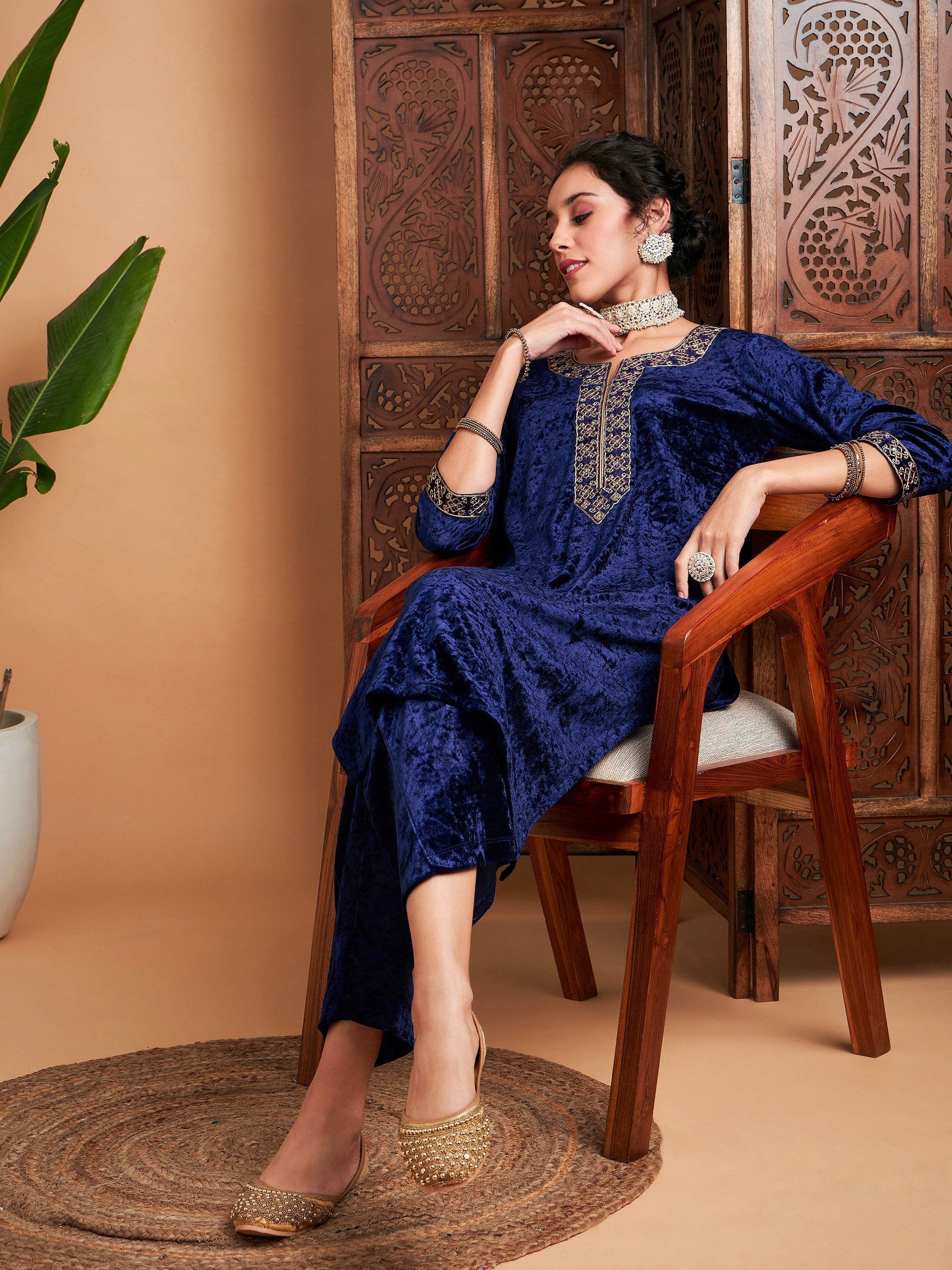 Navy Velvet Embroidered Straight Kurta-Shae by SASSAFRAS