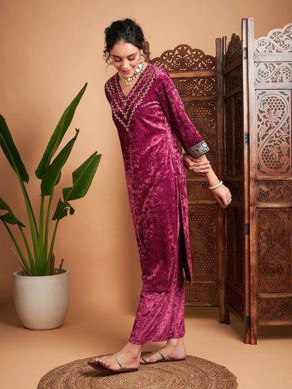 Pink Velvet Embroidered Yoke Straight Kurta-Shae by SASSAFRAS