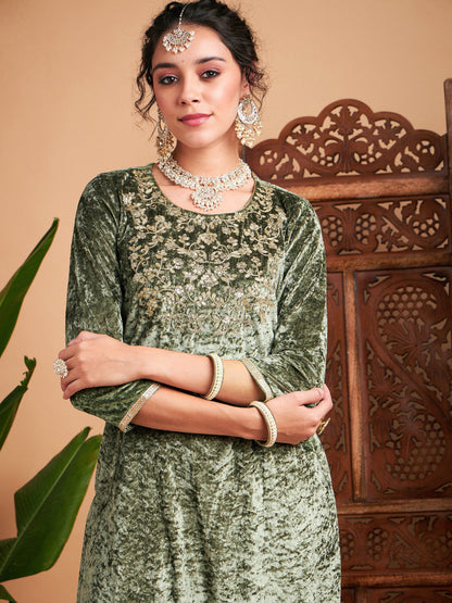 Olive Velvet Sequin Embroidered Straight Kurta
