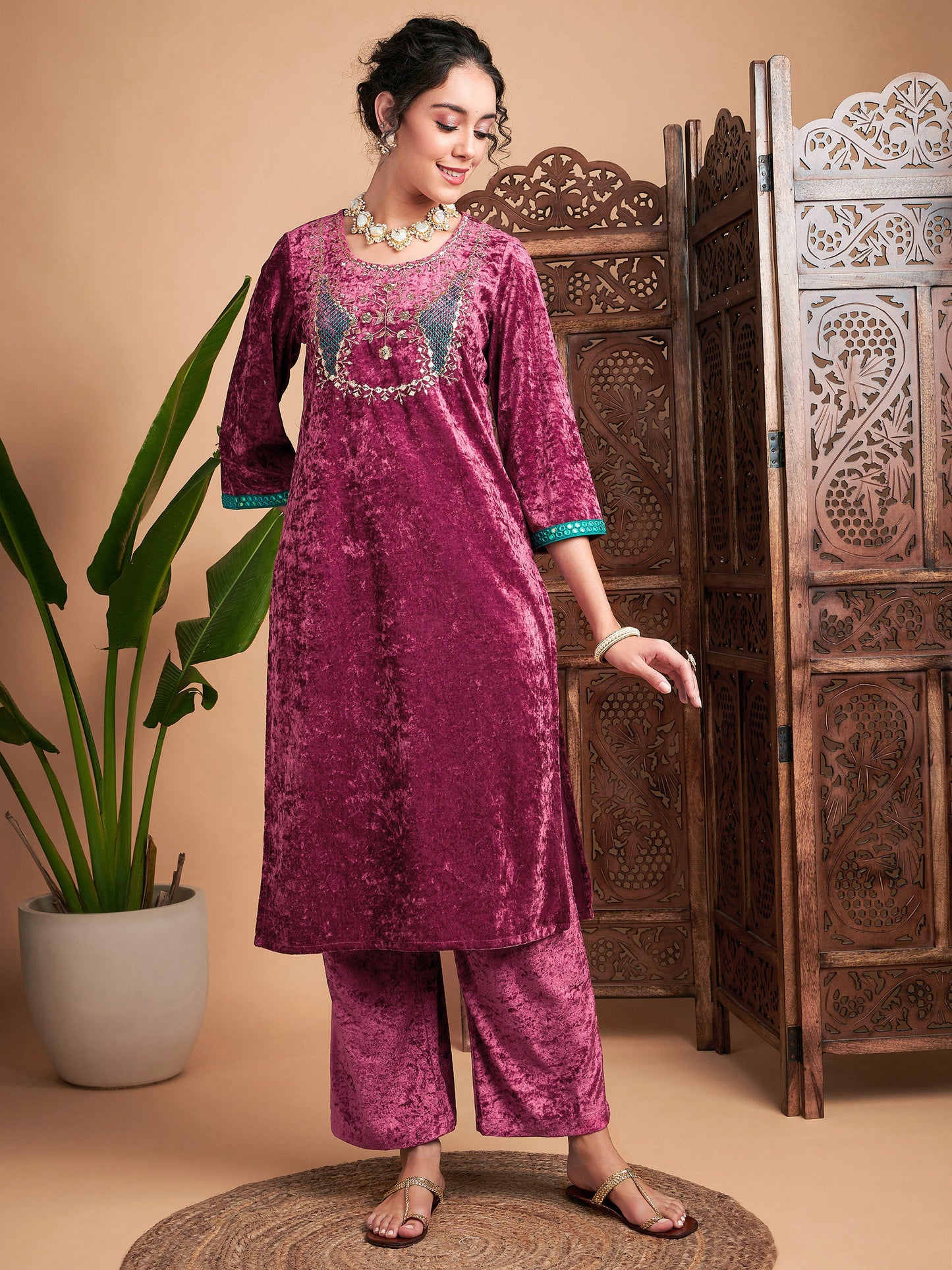Pink Velvet Yoke Embroidered Straight Kurta