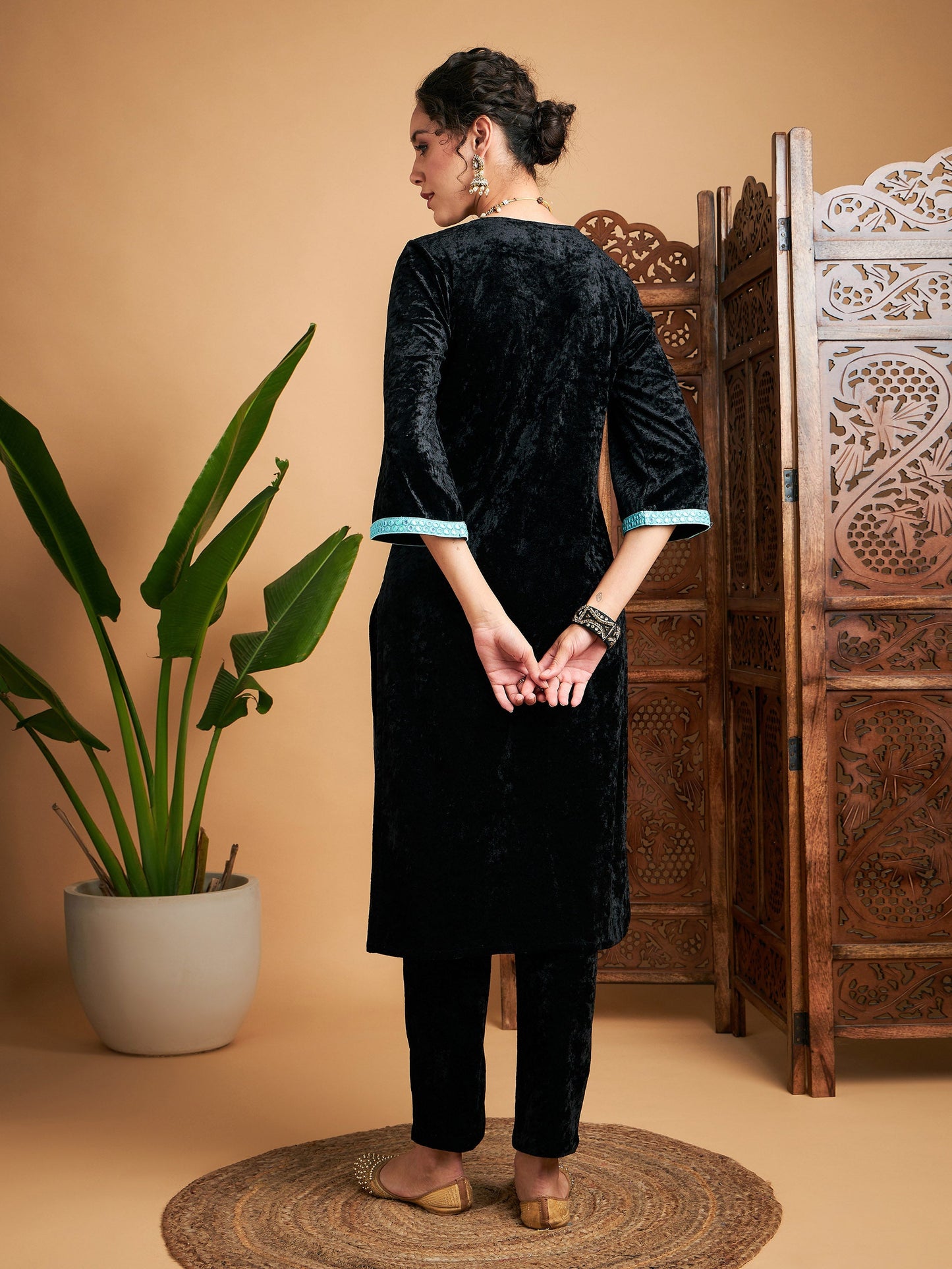 Black Velvet Yoke Embroidered Straight Kurta-Shae by SASSAFRAS