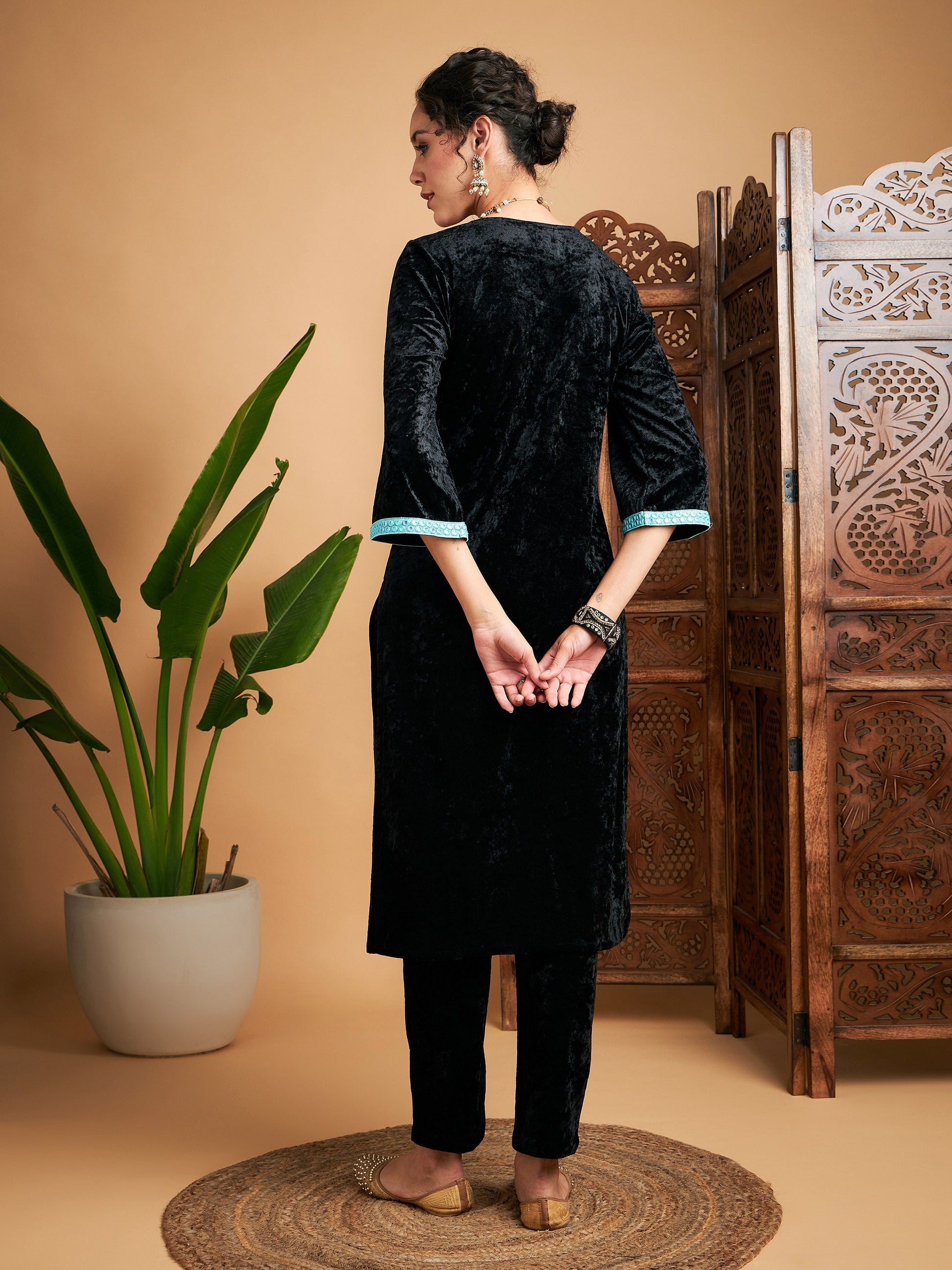 Black Velvet Yoke Embroidered Straight Kurta-Shae by SASSAFRAS