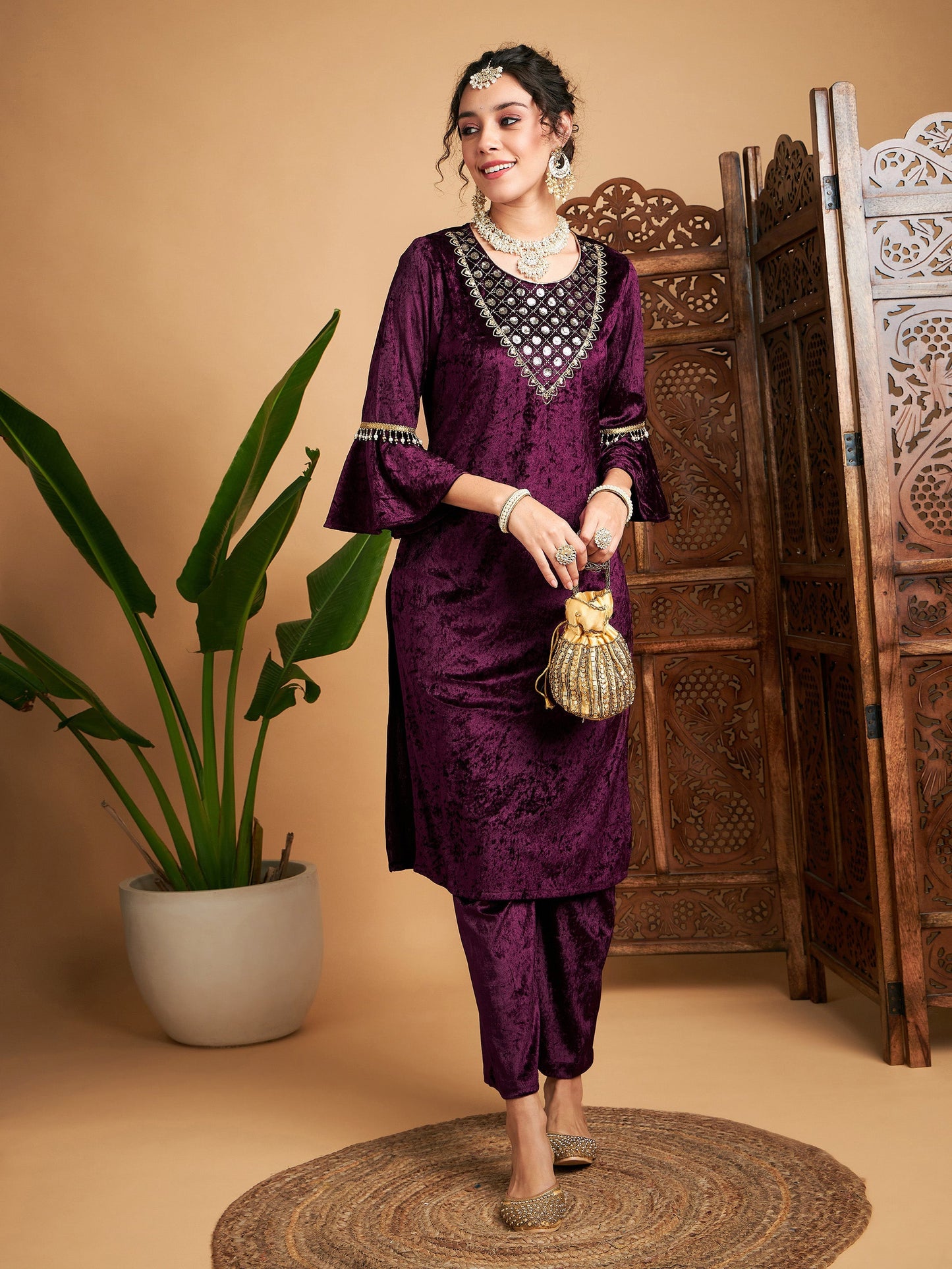 Purple Velvet Zari Embroidered Kurta