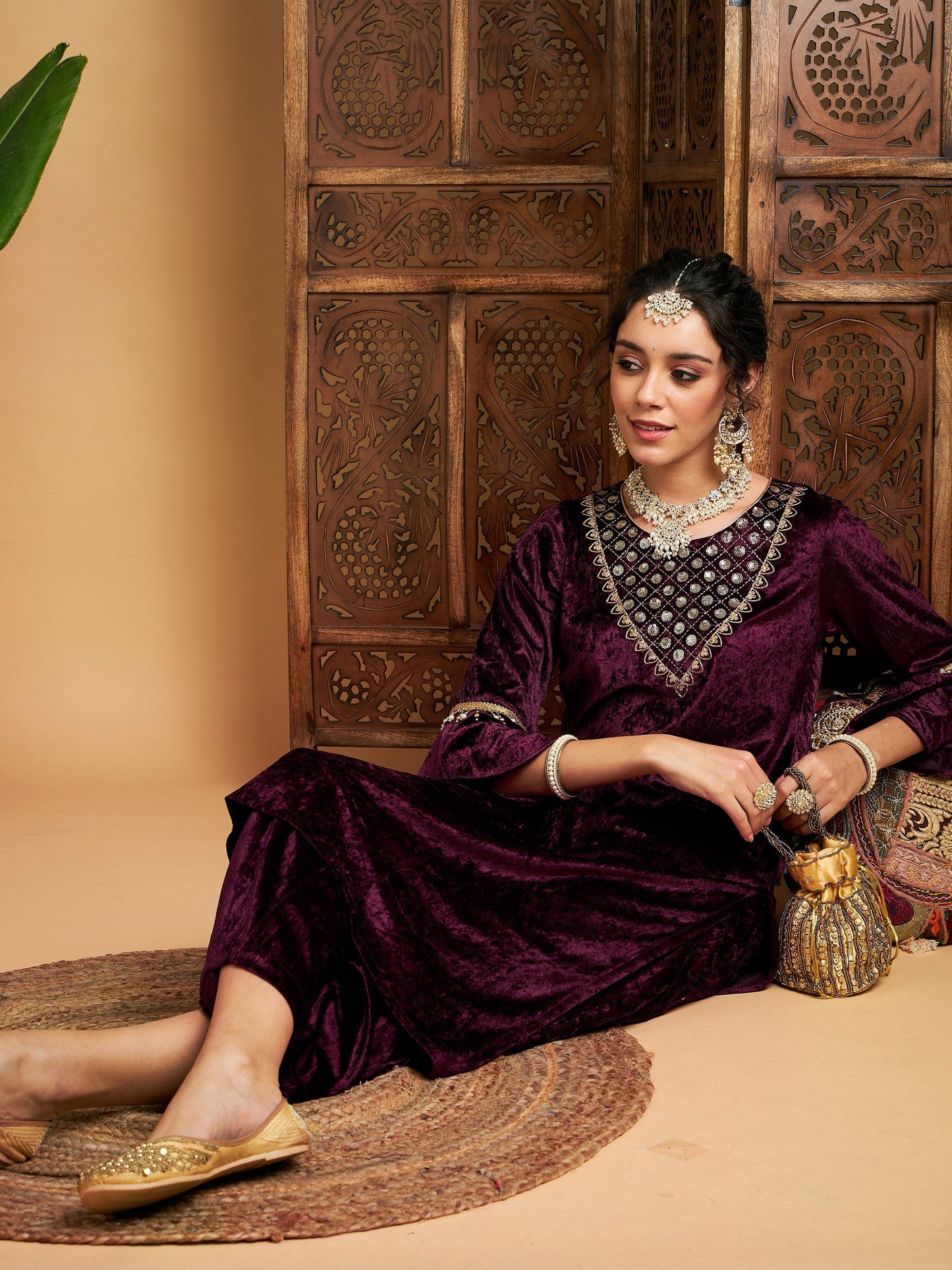 Purple Velvet Zari Embroidered Kurta