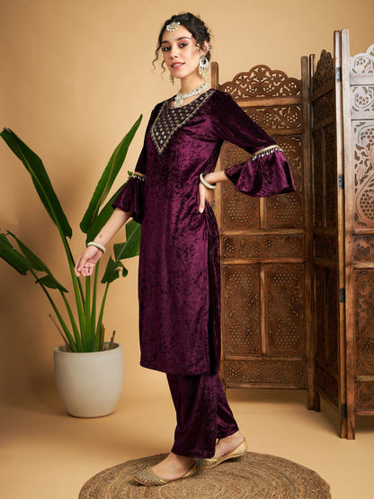 Purple Velvet Zari Embroidered Kurta