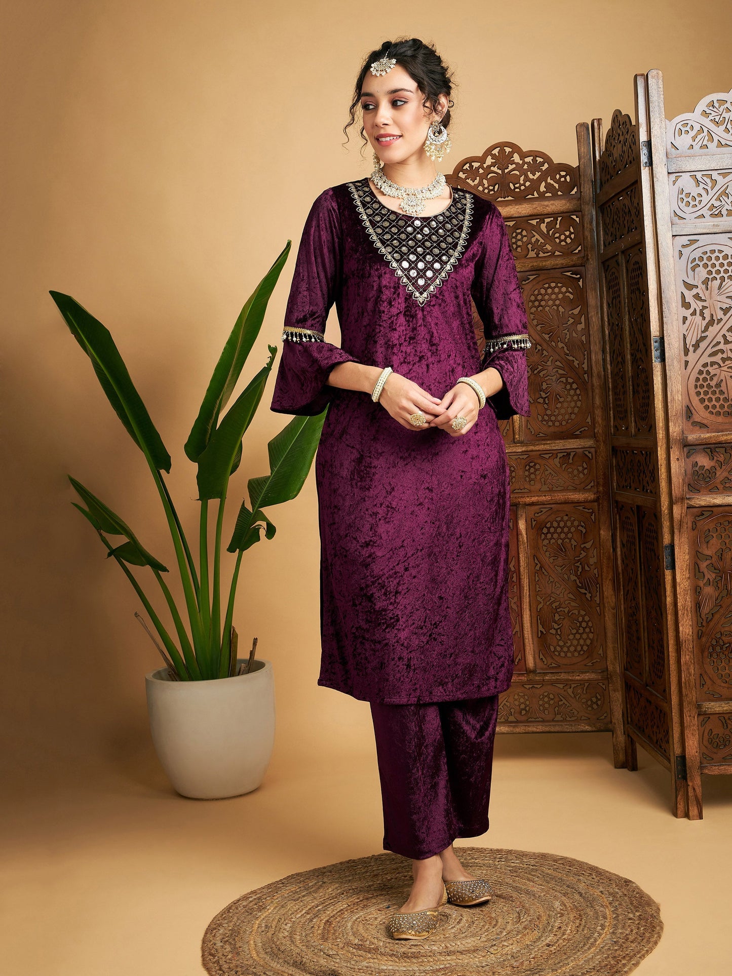Purple Velvet Zari Embroidered Kurta