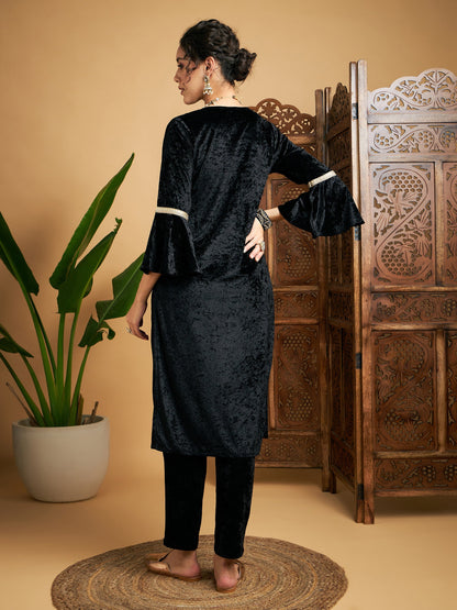 Black Velvet Zari Embroidered Kurta-Shae by SASSAFRAS