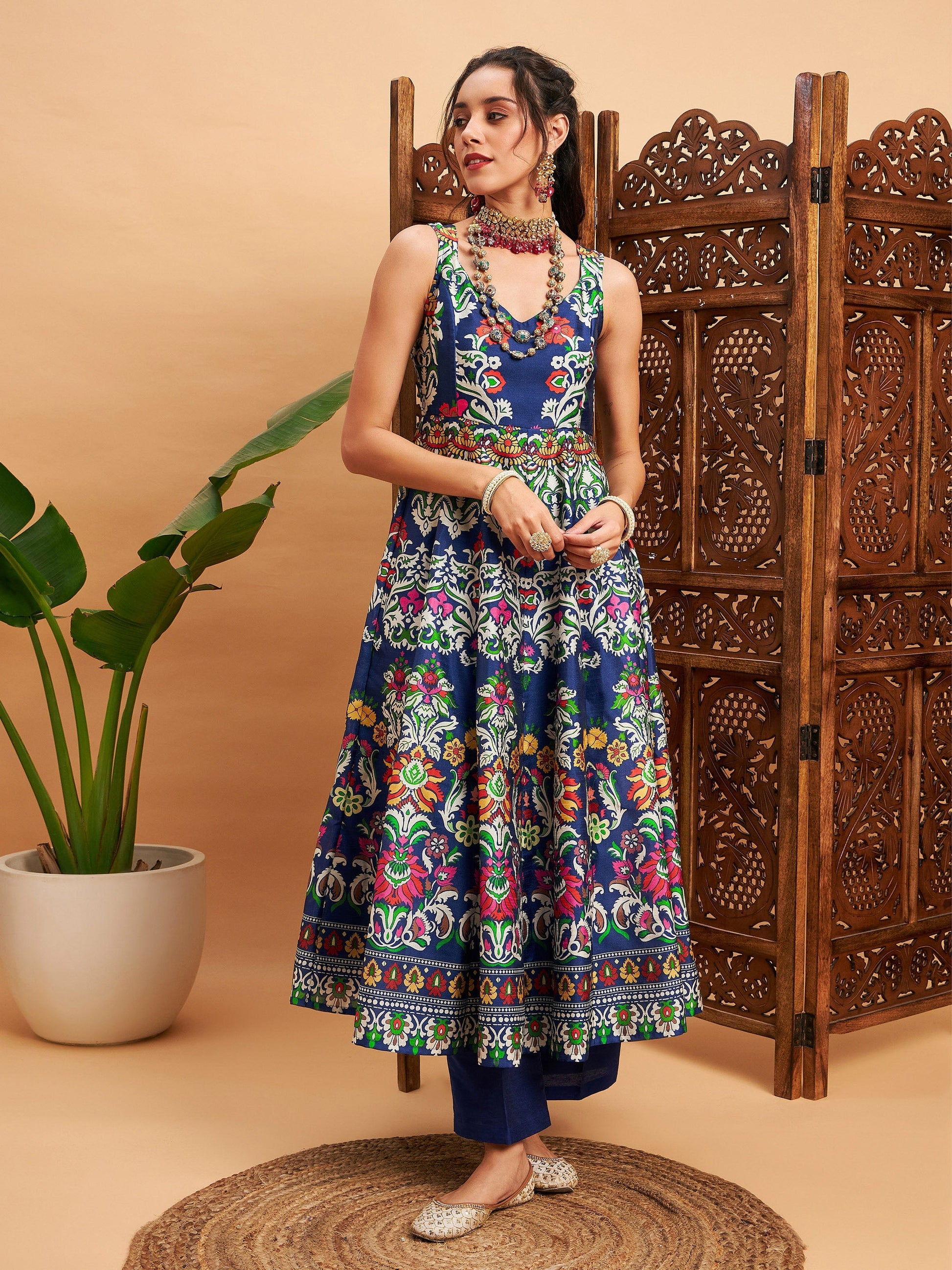 Navy Floral Sleeveless Anarkali Maxi Kurta-Shae by SASSAFRAS