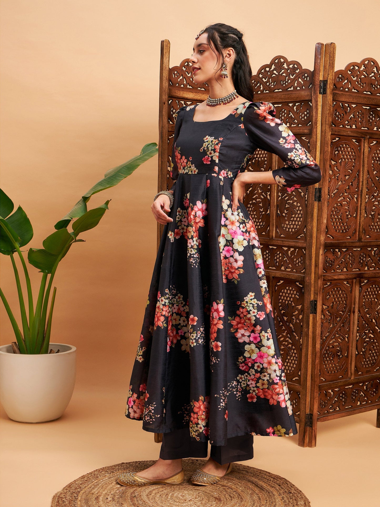 Black Floral Full Sleeves Anarkali Maxi Kurta