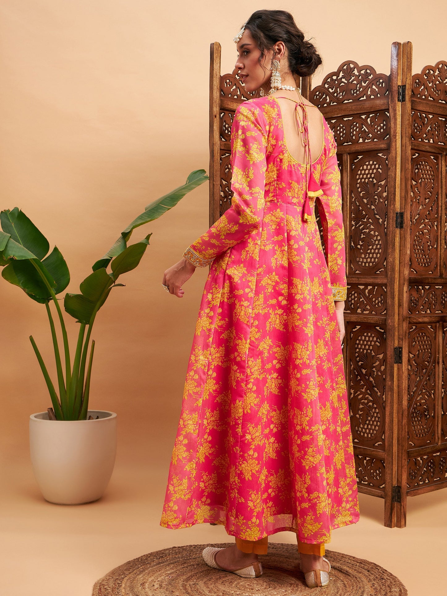 Fushcia Floral Sweatheart Neck Anarkali Maxi Kurta