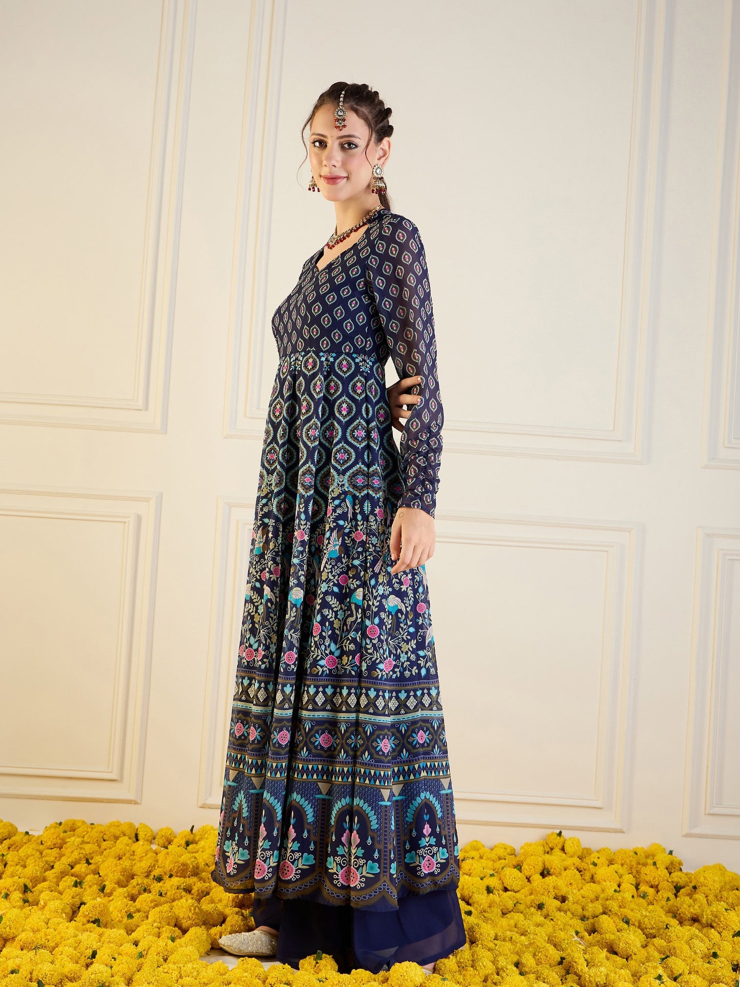 Navy Floral Sweetheart Neck Anarkali Kurta