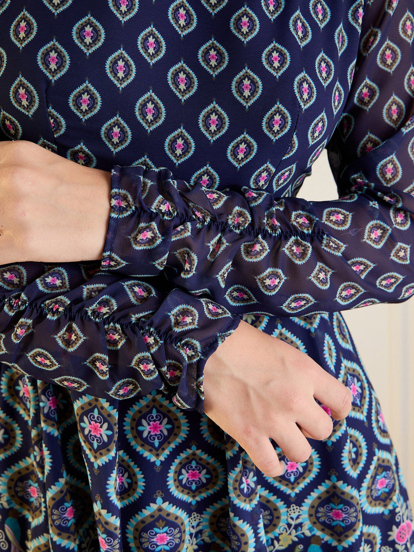 Navy Floral Sweetheart Neck Anarkali Kurta