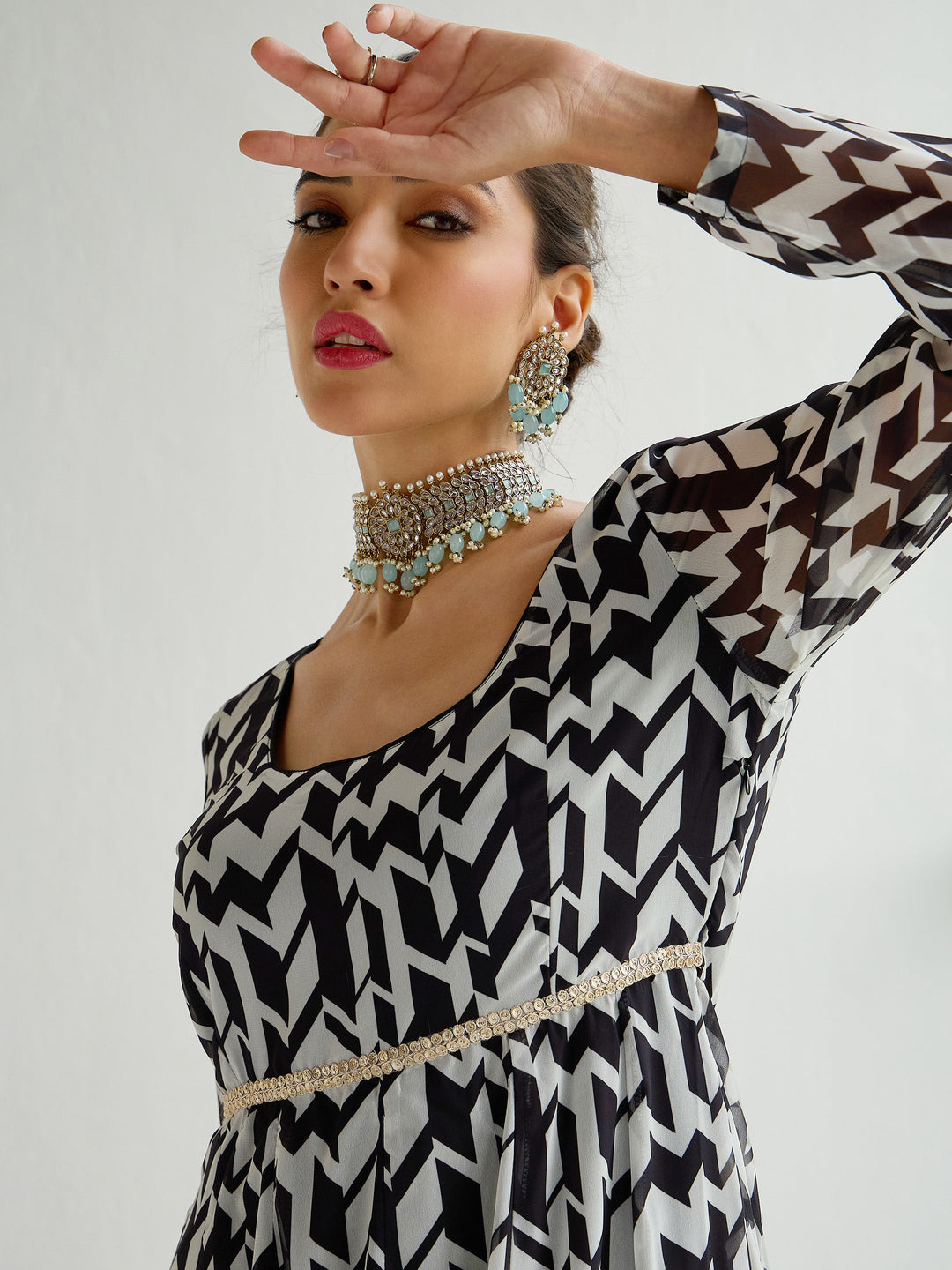 Women Black &amp; Off White Round Neck Anarkali Kurta