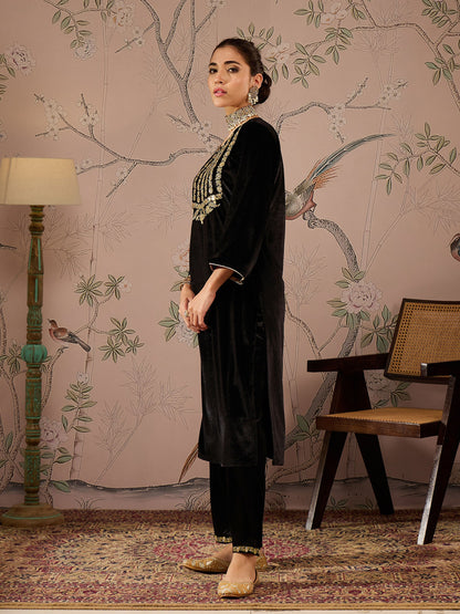 Black Velvet Front Embroidered Kurta -Shae by SASSAFRAS