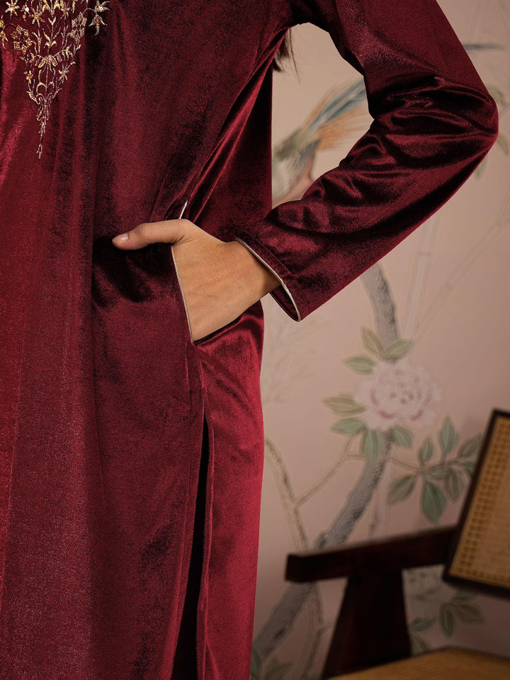 Maroon Velvet Full Sleeves Embroidered Straight Kurta-Shae by SASSAFRAS