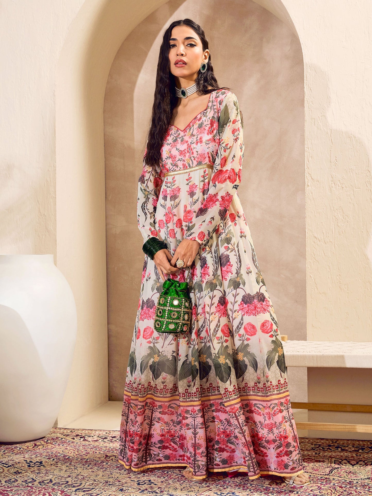 Off White Floral Sweetheart Neck Anarkali Kurta