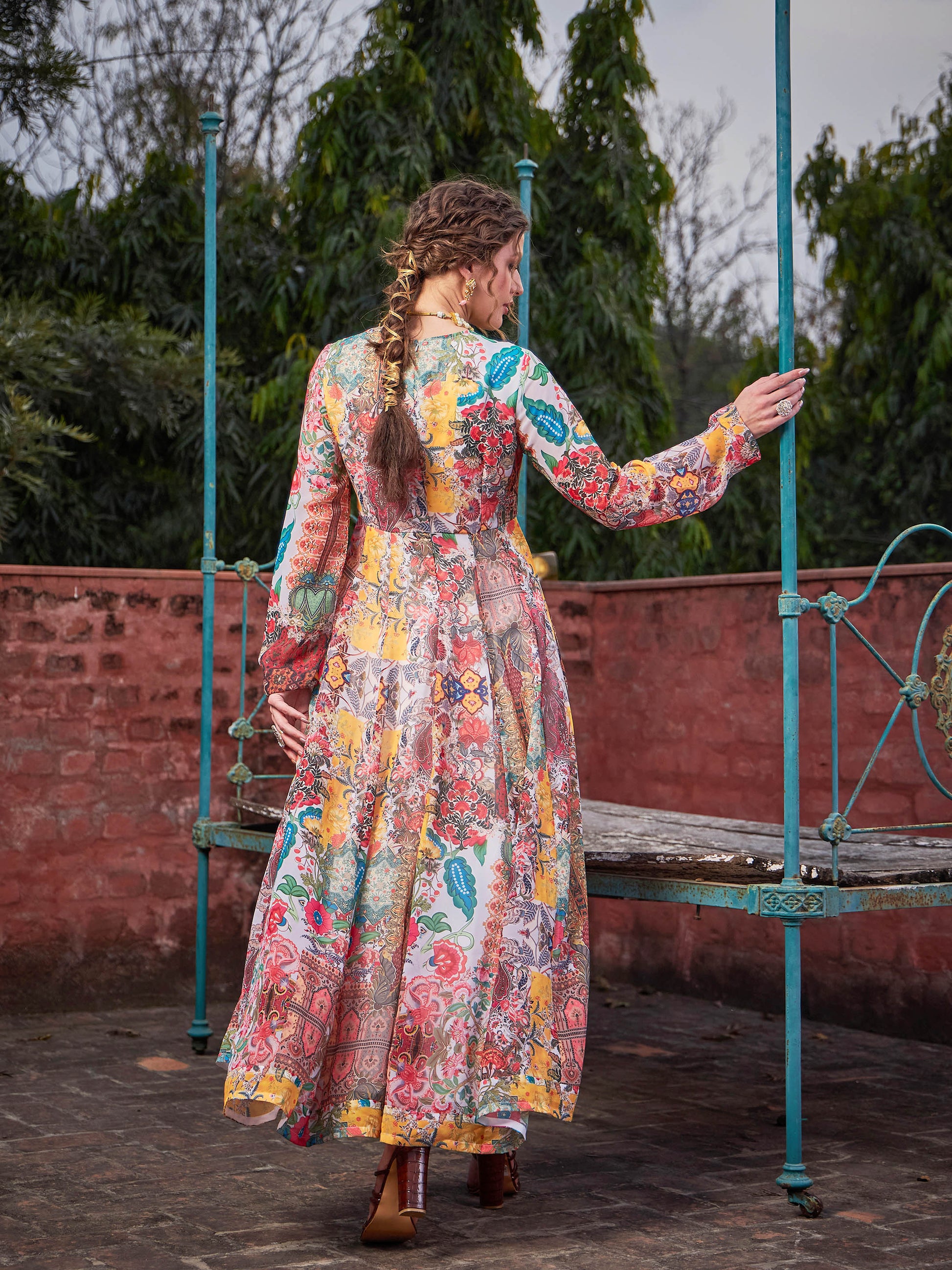 White Multi Floral Sweetheart Neck Anarkali Kurta -Shae by SASSAFRAS