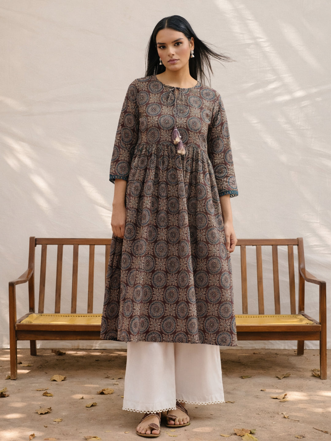 Women Brown Geometric Print Gathered Kurta