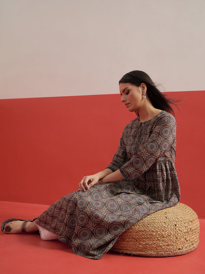 Women Brown Geometric Print Gathered Kurta