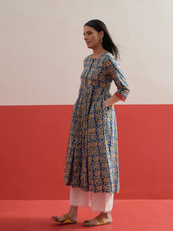 Women Blue Floral Front Open Anarkali Kurta With Straight Pant