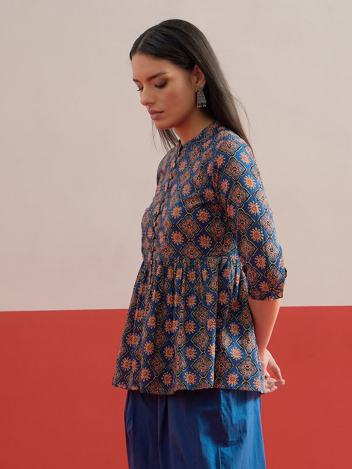 Women Blue Geometric Front Button Gathered Top