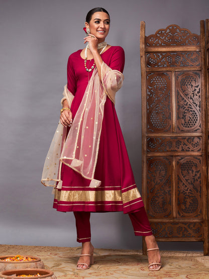 Burgundy Kurta Set With Golden Net Sequins Dupatta