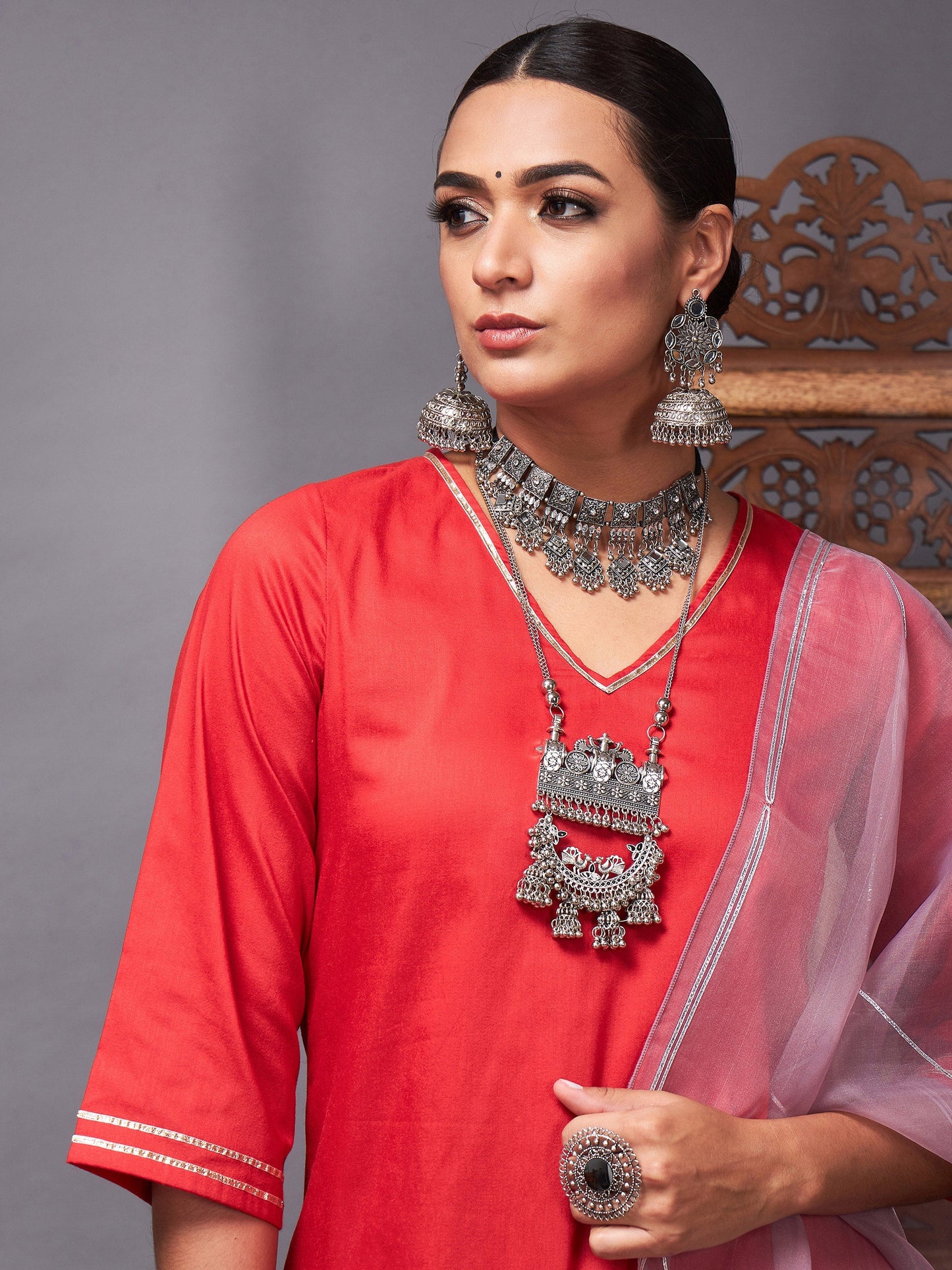 Red Kurta Set With Lilac Organza Dupatta