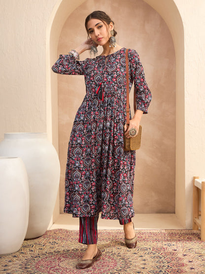 Women's Women Black Floral Gathered Kurta With Pencil Pants in Rayon by Shae for wholesale, bulk, supplier, manufacturer and wholesaler buyers from Trendphoria