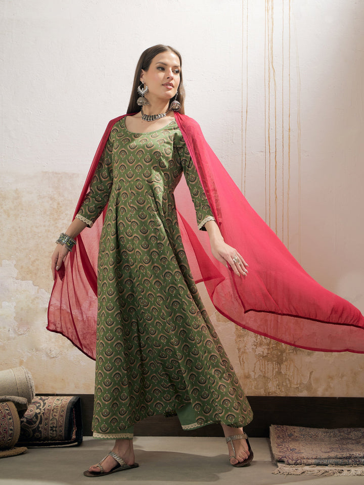Green Floral Cambric Anarkali Kurta With Pencil Pants &amp; Dupatta-Shae by SASSAFRAS